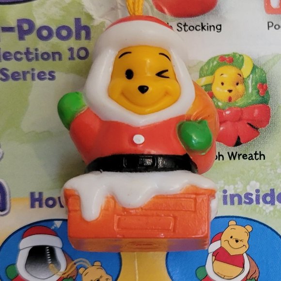 Winnie The Pooh Peek-a-Pooh Christmas #10 Pooh Santa Tomy Yujin Disney - Picture 2 of 4
